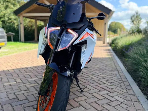 2021 KTM 1290 Super Duke GT - €14,950 (1/1)
