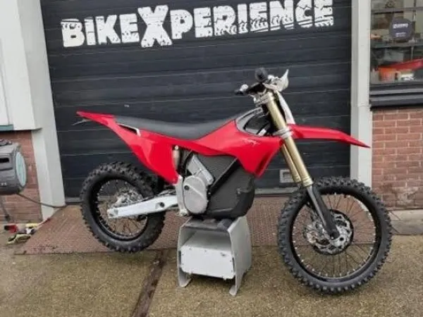 2026 Stark EX (bj 2026) - € 14.215 (1/1)