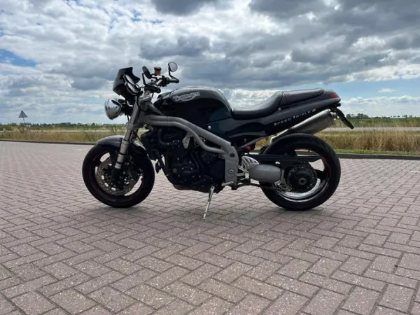 Bouwjaar onbekend Triumph Speed Triple 955i - € 1.750 · Bieden (1/1)
