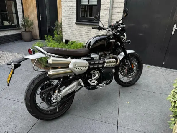 2021 Triumph Scrambler 1200 XC-bj. 2021 - € 11.125 (1/1)