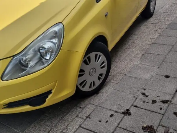 2005 Suzuki Opel Corsa D Zonder apk - €700 · Bidding (1/1)