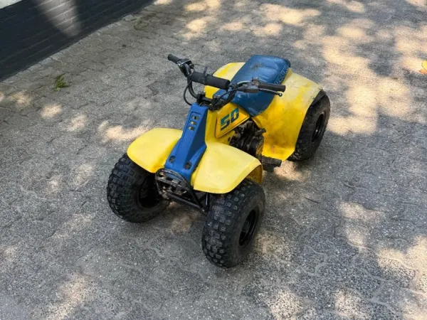 Year unknown Suzuki LT 50 Quad-Gereviseerd met Originele Onderdelen - €1,250 · Bidding (1/1)