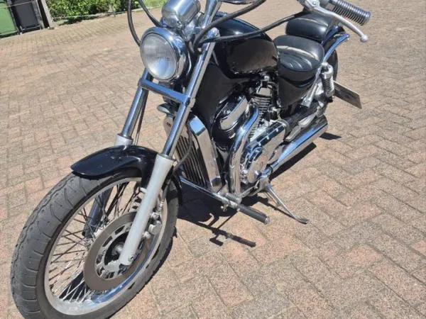 Year unknown Suzuki Intruder 700 (1986)-Nette Chopper met Mooi Geluid - Bidding (1/1)