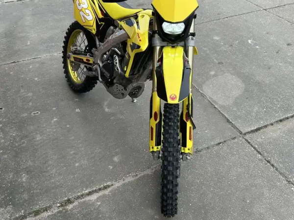 2006 Suzuki RMZ 450 - €4,500 (1/1)