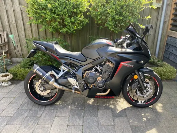 2020 Honda CBR 650F-2020 - € 9.500 (1/1)