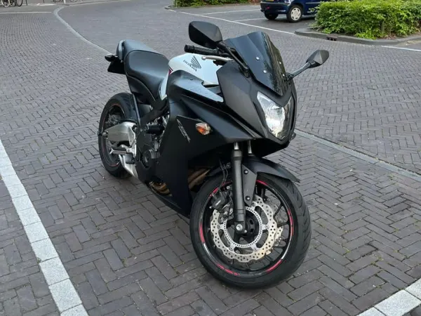 2014 Honda CBR650F (2014)-2e Eigenaar - € 4.500 · Bieden (1/1)