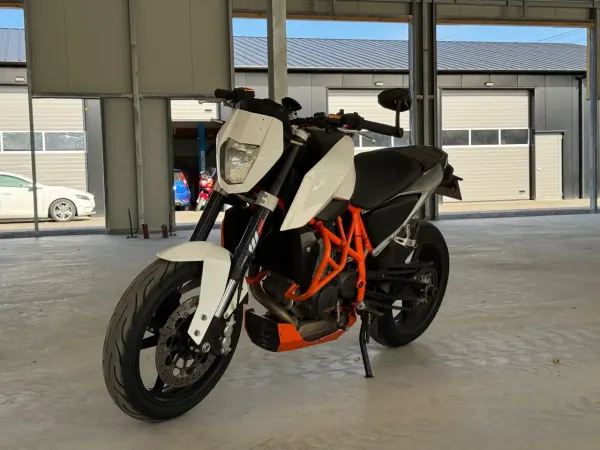 2013 KTM 690 Duke - € 3.800 (1/1)