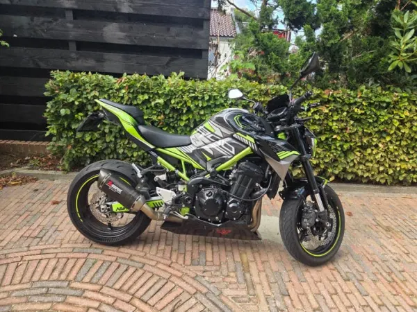 2020 Kawasaki Z900-Naked Bike met Akrapovic Uitlaat - €8,200 · Bidding (1/1)