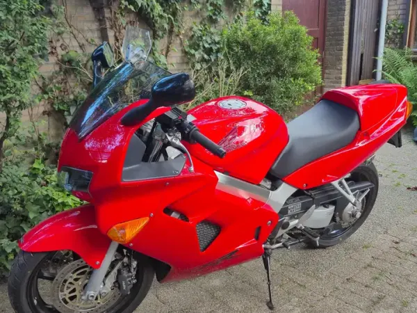 1998 Honda VFR 800 - € 2.950 (1/1)
