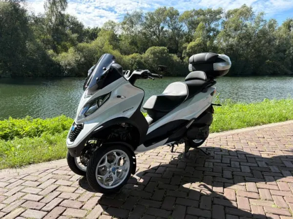 2019 Piaggio MP3 500 - € 7.250 · Bieden (1/1)