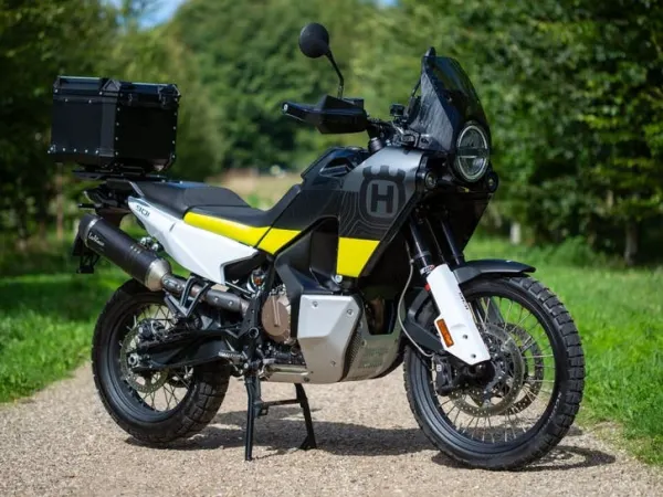 2022 Husqvarna Norden 901 - €11,250 (1/1)