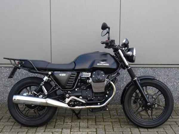 2014 Moto Guzzi V 7 Stone - € 5.945 (1/1)