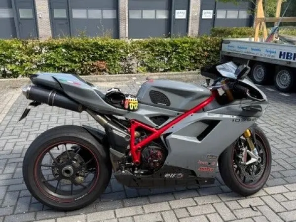 Bouwjaar onbekend Ducati 1098 - € 10.000 · Bieden (1/1)
