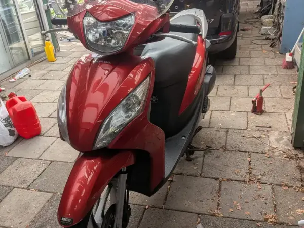 2016 Honda Vision 110 - € 1.250 (1/1)