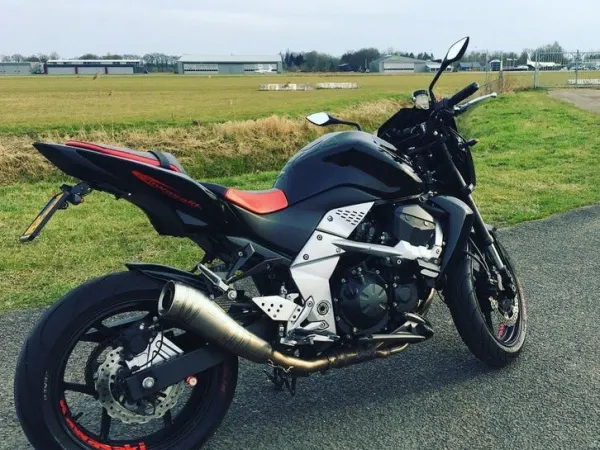2009 Kawasaki Z 750 - € 3.400 · Bieden (1/1)