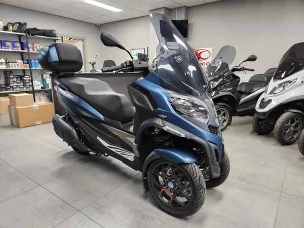2023 Piaggio MP3 530 - € 11.000 (1/1)
