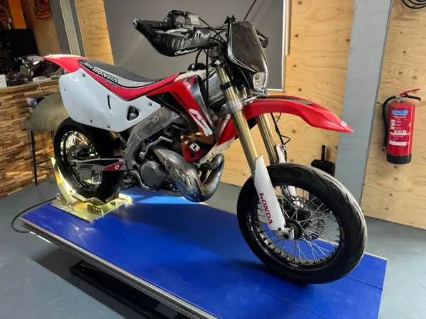 Year unknown Honda CR 250 - €4,750 · Bidding (1/1)