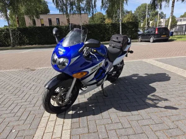 2008 Suzuki GSX 600 F-Zeer Nette staat, incl. Accessoires - € 2.600 · Bieden (1/1)