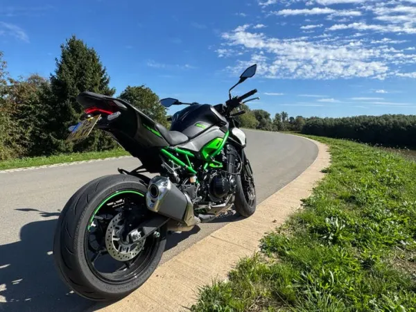 2025 Kawasaki Z 900 - €9,875 · Bidding (1/1)