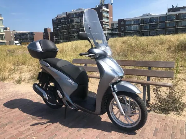 2015 Honda SH 125i - € 1.750 (1/1)