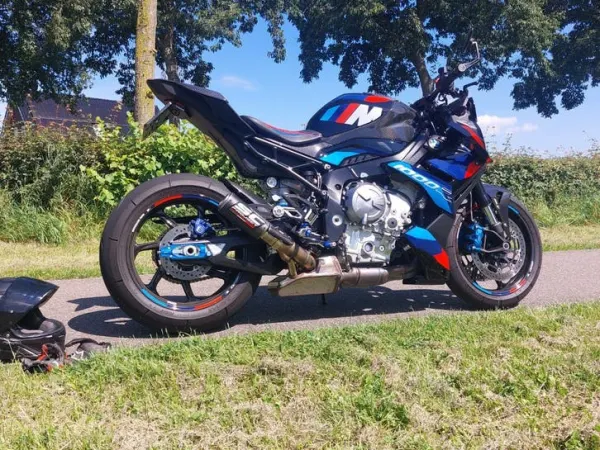 2023 BMW m1000r Comp - € 26.000 (1/1)