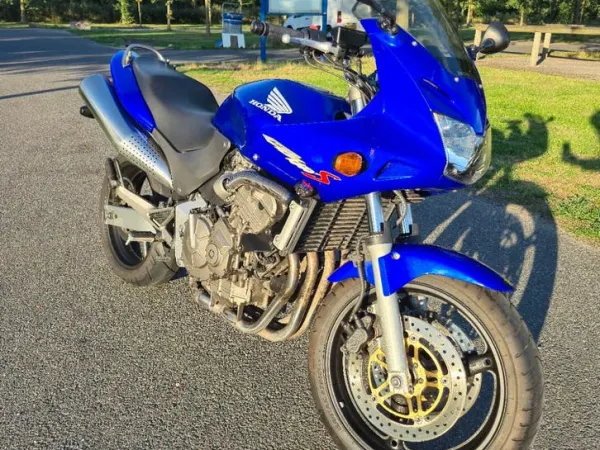2003 Honda CB600F , Lage km stand, Topkoffer - €2,300 · Bidding (1/1)
