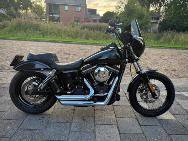 2014 Harley-Davidson Dyna Street Bob - € 12.950 (1/1)