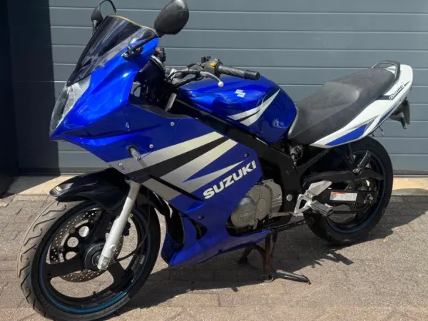 2004 Suzuki GS 500 - €999 (1/1)