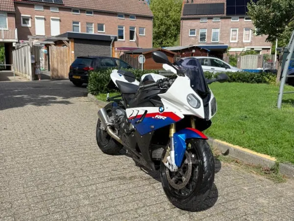 2011 BMW S 1000 RR - €11,500 (1/1)
