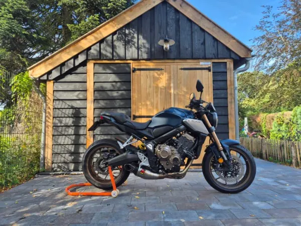 2021 Honda CB 650 R - € 8.700 · Bieden (1/1)