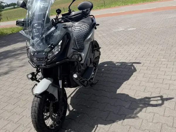 2019 Honda X-ADV - €7,800 · Bidding (1/1)