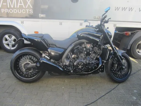 2010 Yamaha Anniversary v-Max 1700 - €29,500 (1/1)