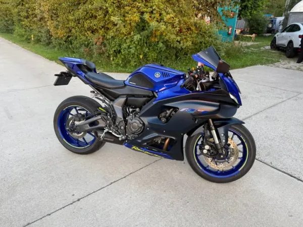 2024 Yamaha R7 2024-Zeer Nette Staat met Vele Upgrades - €9,700 · Bidding (1/1)
