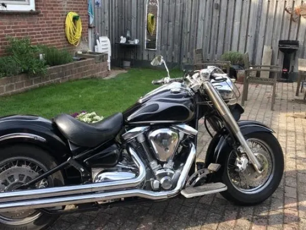 1999 Yamaha Wildstar 1600 Custom Chopper(1999) - €4,500 · Bidding (1/1)