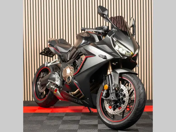2020 Honda CBR 650 R - € 9.450 (1/1)