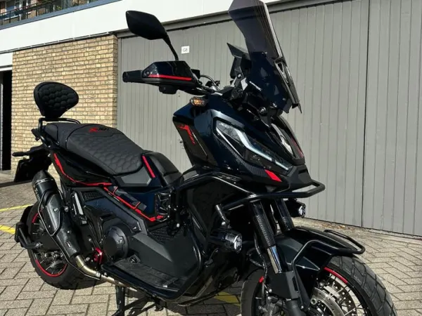 2024 Honda X-ADV 750 Black/Red Special Carbon Edition - €14,950 (1/1)