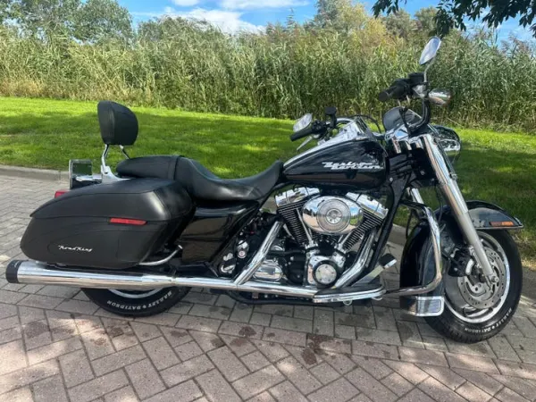 2004 Harley-Davidson Road King - €9,000 (1/1)