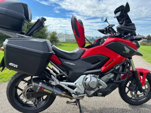 Bouwjaar onbekend Honda NC 700X DCT Apple Motorplay A2 - € 3.990 · Bieden (1/1)