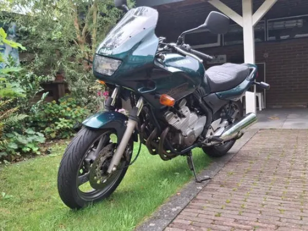 1999 Yamaha XJ 600 - €1,150 · Bidding (1/1)