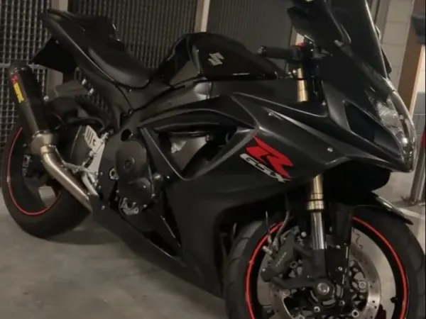 Bouwjaar onbekend Suzuki GSX-R 600 - € 6.000 · Bieden (1/1)