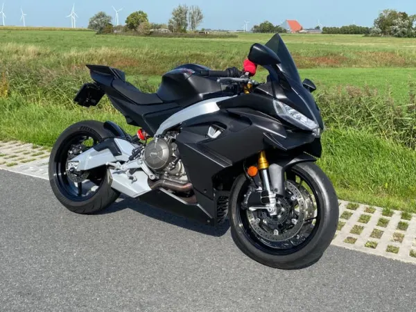 2024 Aprilia RS 660 - €10,900 · Bidding (1/1)