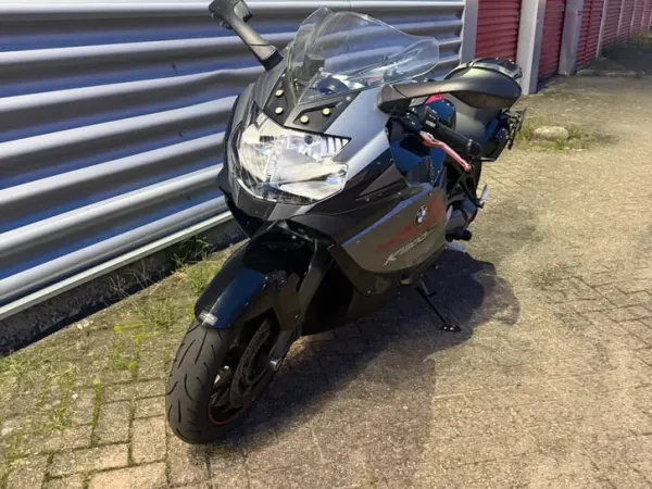 2009 BMW K 1300 S - € 6.300 · Bieden (1/1)