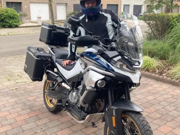 2024 Cfmoto 800 MT Explore - €8,900 · Bidding (1/1)
