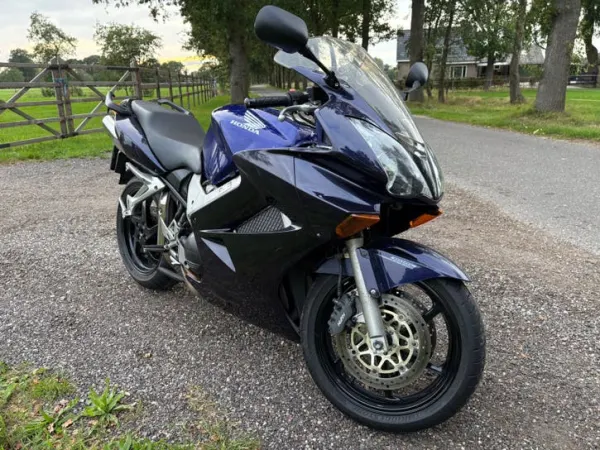 2002 Honda VFR 800 - € 2.150 (1/1)