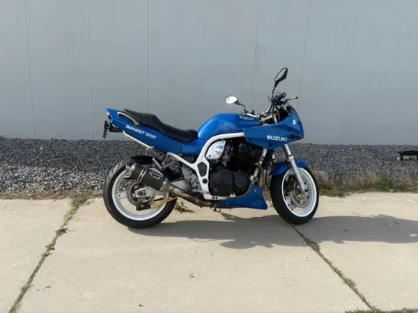 Bouwjaar onbekend Suzuki Bandit 1200 - € 1.650 · Bieden (1/1)