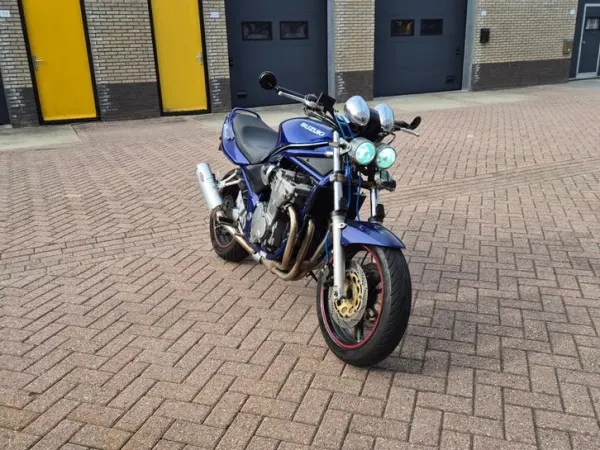 1999 Suzuki Bandit 600 - €1,400 · Bidding (1/1)
