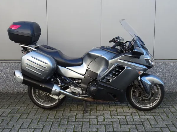 2010 Kawasaki GTR 1400 - € 3.945 (1/1)
