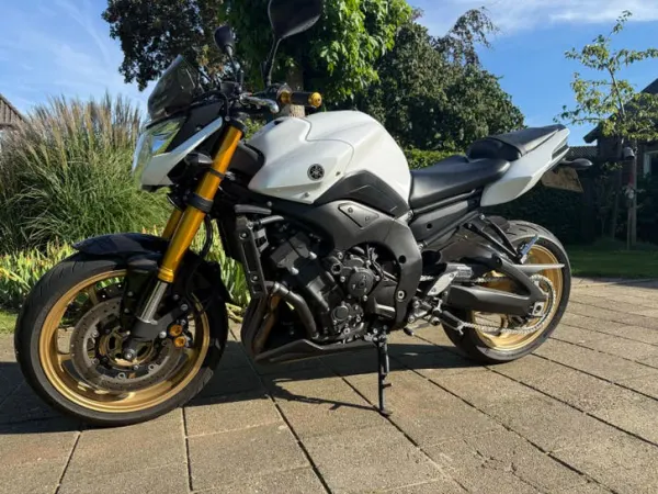 2010 Yamaha FZ 8 - € 4.200 (1/1)