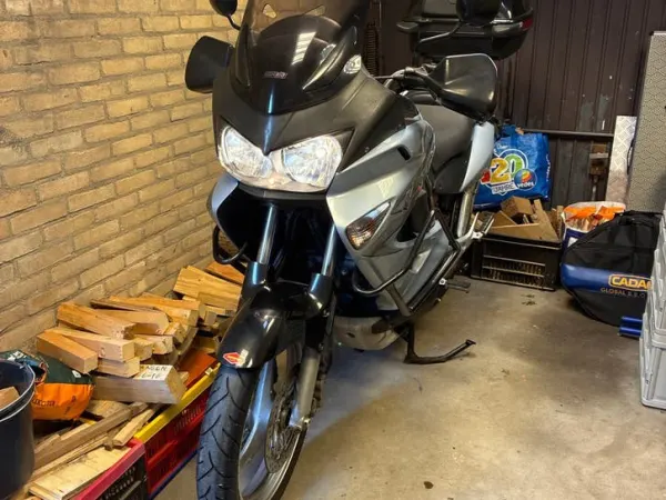 2007 Honda Varadero - € 3.950 · Bieden (1/1)