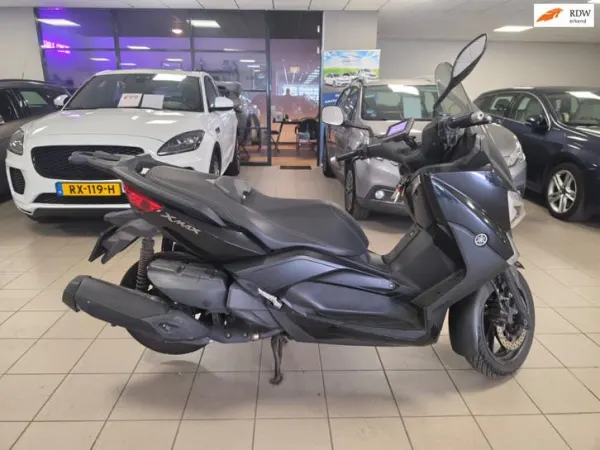 2015 Yamaha X Max 400 - €2,999 (1/1)